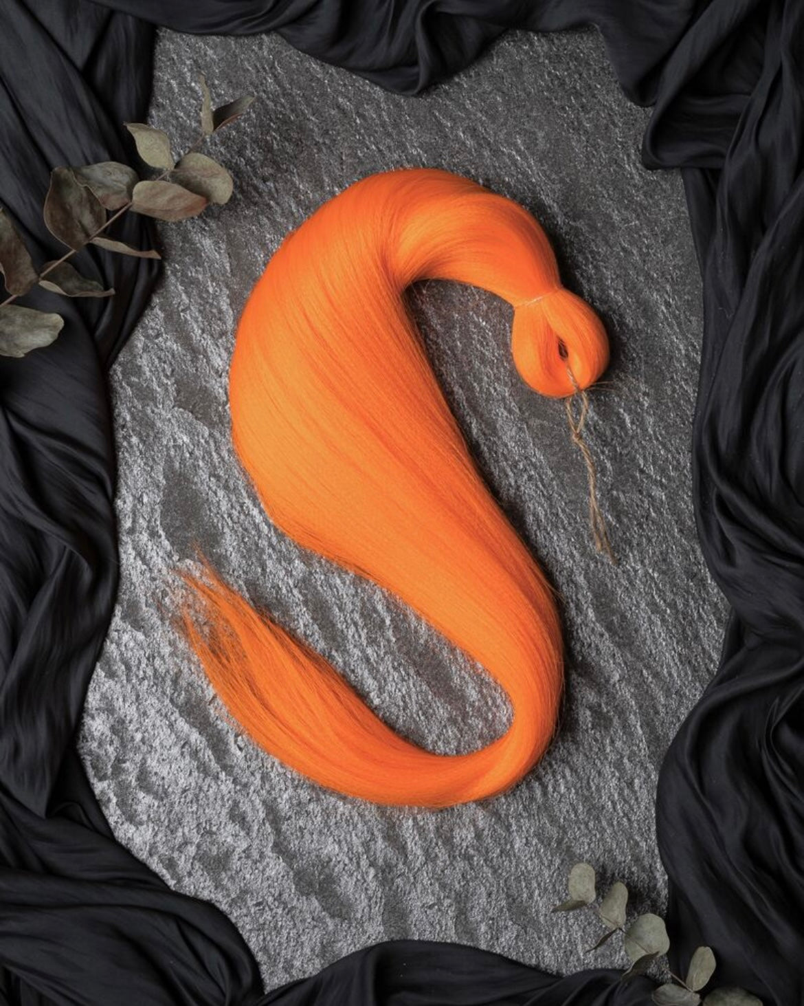 Neon Orange Premium-hiuskuitu kuitulettikampauksiin, Kalve